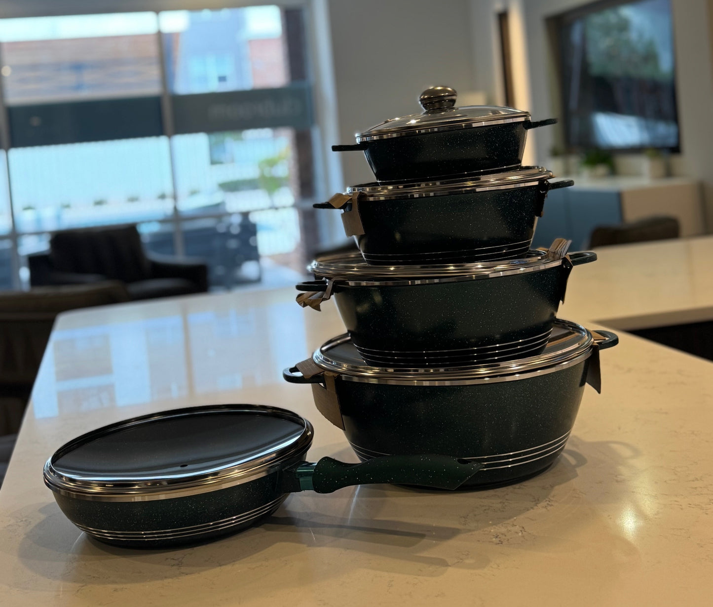 S1G – 10 Pieces Non-Stick Cookware Set in Vibrant Green