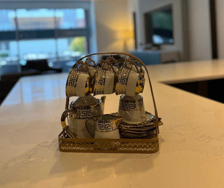 C106 Gold – 16 Pieces Elegant Ceramic Tea / Coffee Set in Gold White Design