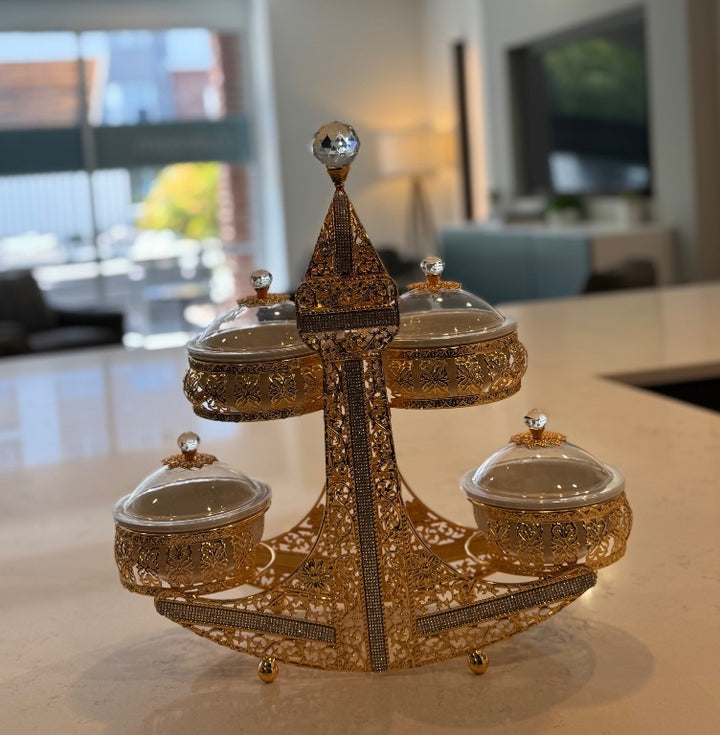 E23 - Elegant Gold Serving Tray with 4 Ceramic Bowls & Lids