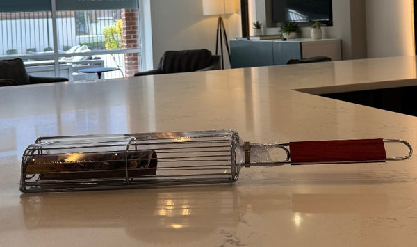 B6 Cylindrical BBQ Cage with Wooden Handle – Outdoor Grilling Basket