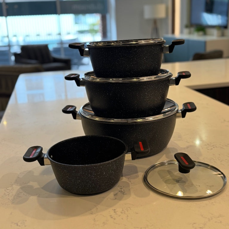 S2B – 8 Pieces Non-Stick Cookware Set in Vibrant Black