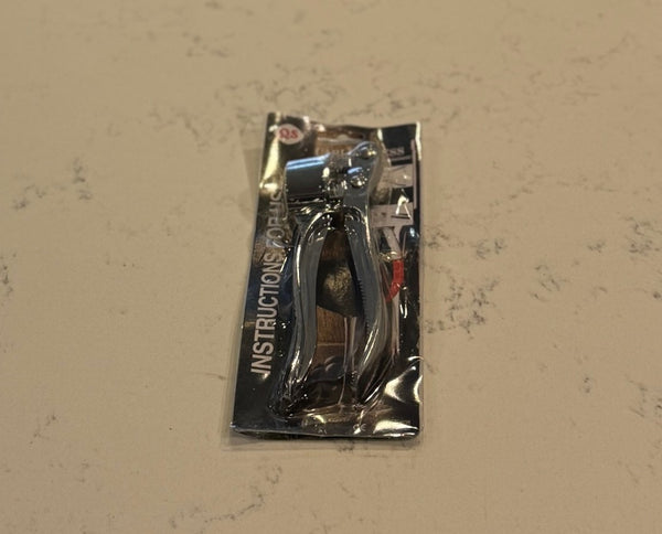 M6 – Stainless Steel Garlic Presser